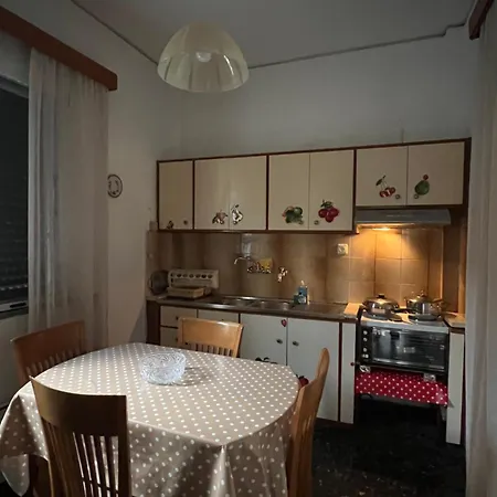 Apartment Ζαχάρω Suite *