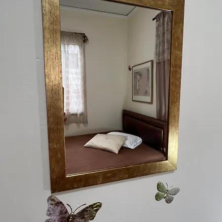 Ζαχάρω Suite *